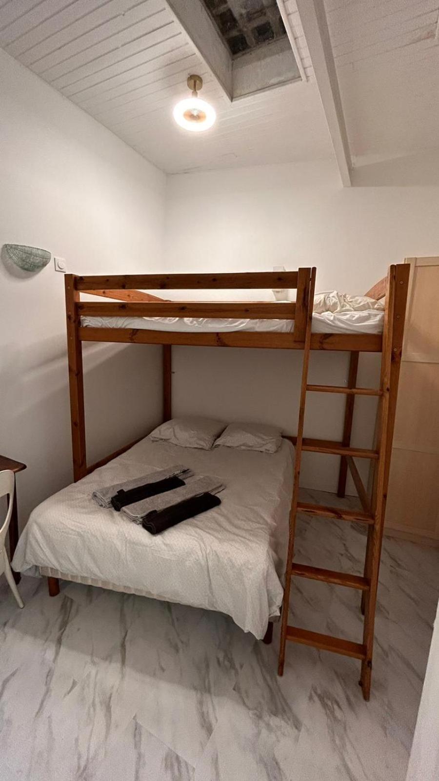 Bed And Breakfast Chez L'Habitant Marseilles Exterior foto
